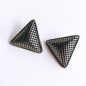 Vintage 80s Mesh Pyramid Earrings